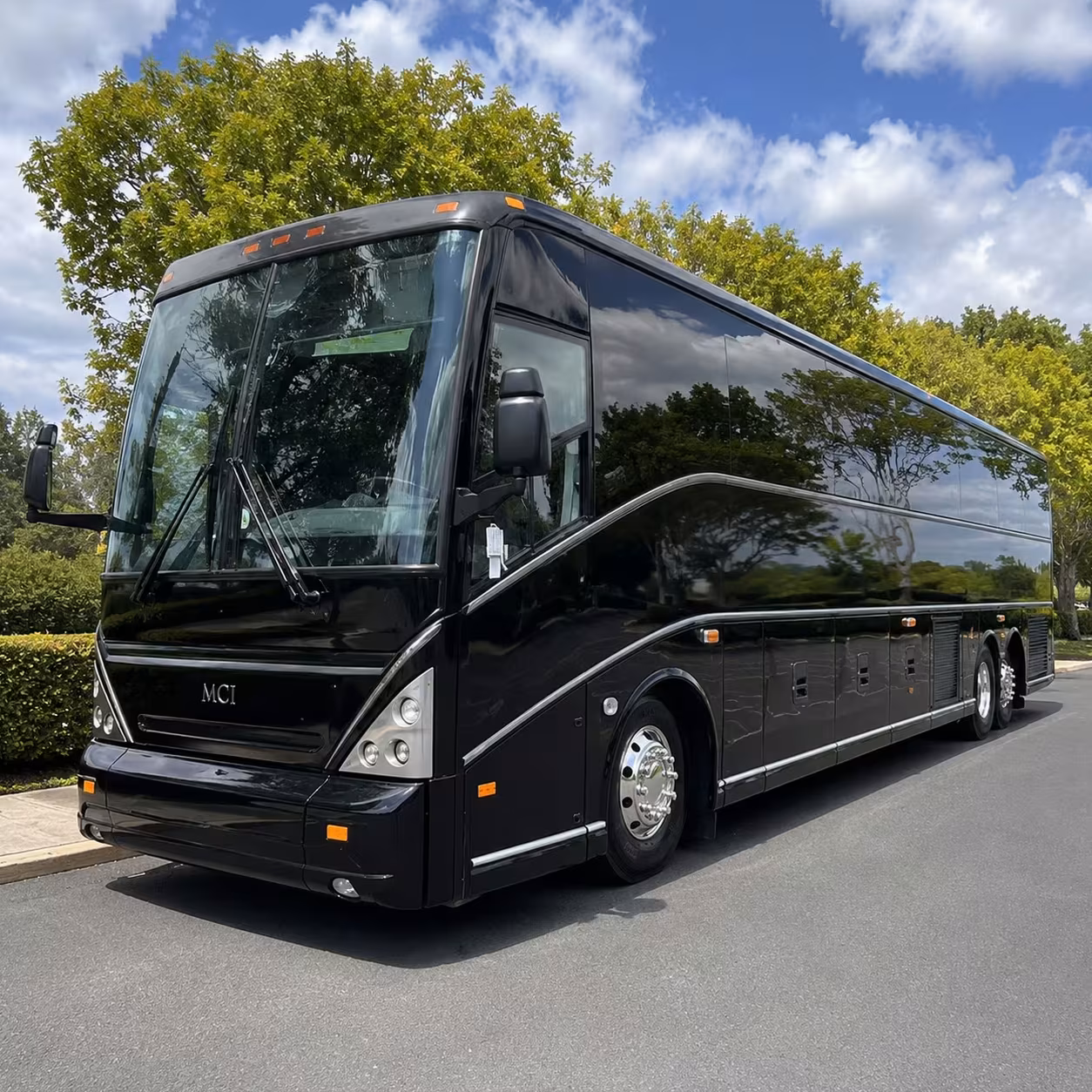 hollywood charter bus rentals for multi school prom groups