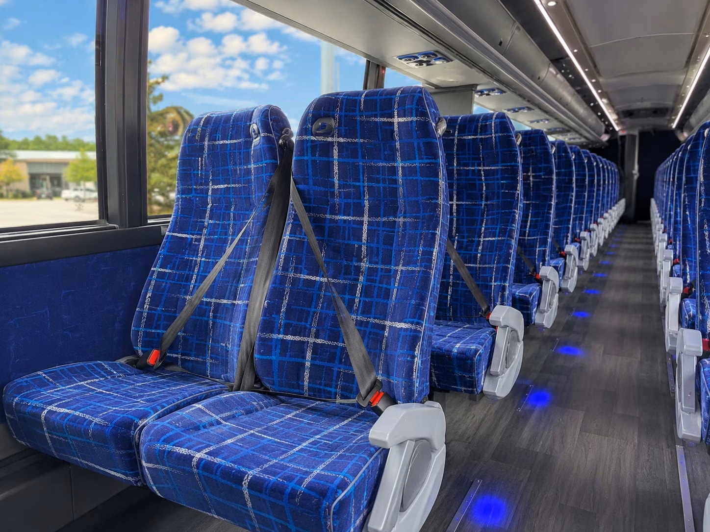 hollywood charter buses