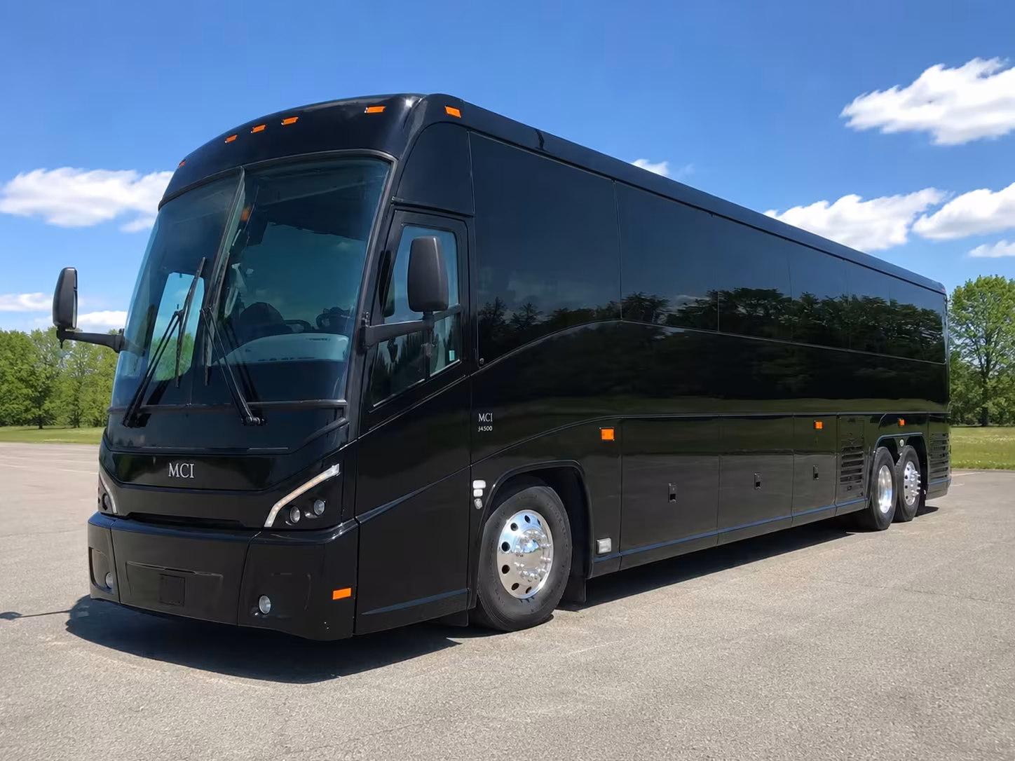 hollywood wedding shuttle buses for guests and bridal parties